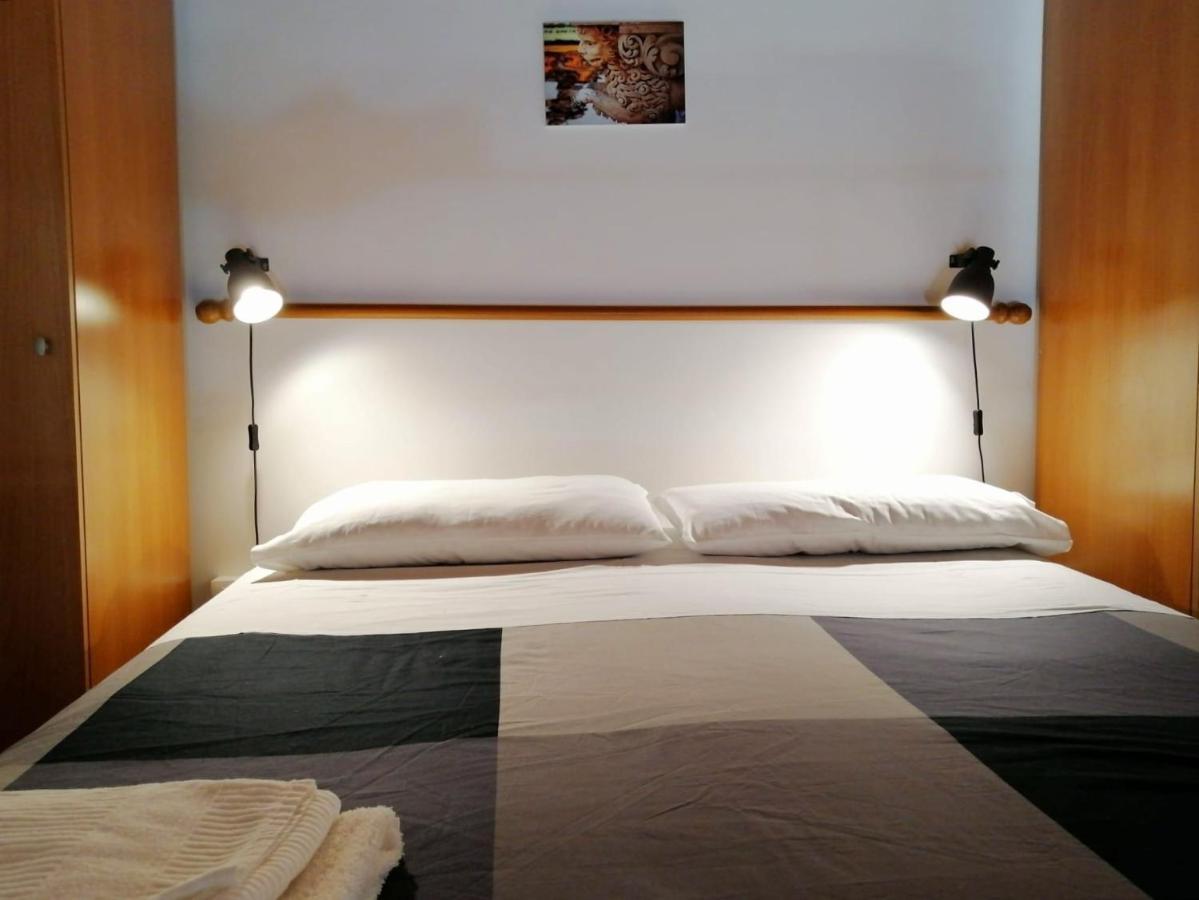 La Lanterna Casa Vacanze Apartment Noto Bagian luar foto